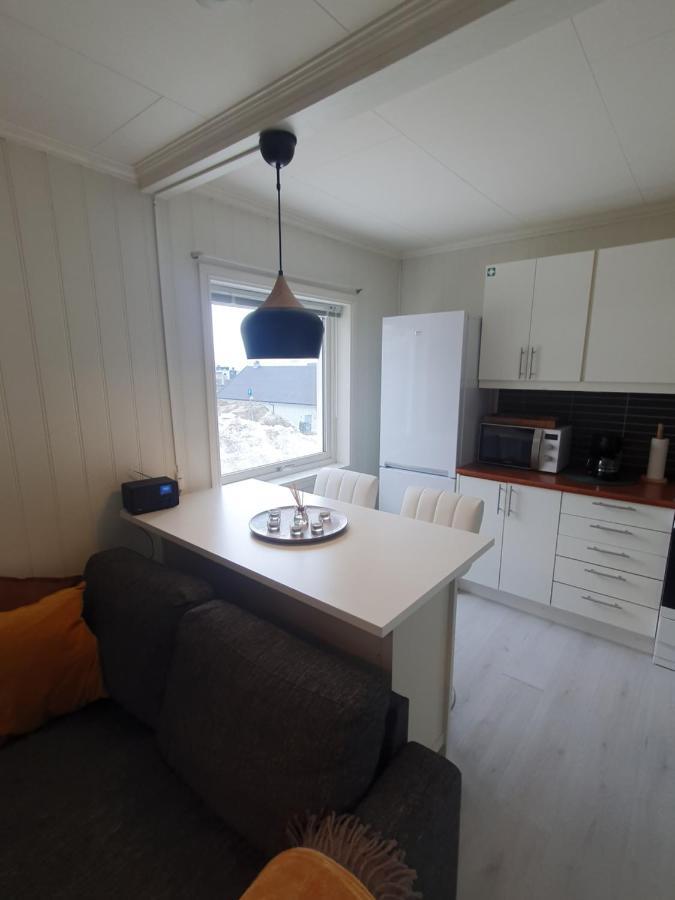 Small And Cute Apartment In City Center トロムソ エクステリア 写真