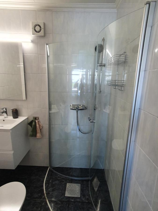 Small And Cute Apartment In City Center トロムソ エクステリア 写真